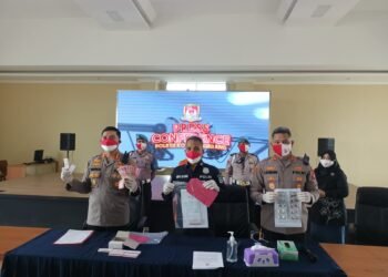 Jual Obat Covid-19 Diatas Harga Eceran, Pengelola Apotek di Citra Raya Cikupa Dibekuk