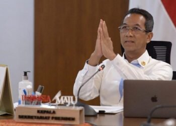 Kasetpres Serahkan Bantuan Beras Untuk Warga Terdampak Covid-19 di Provinsi Bali