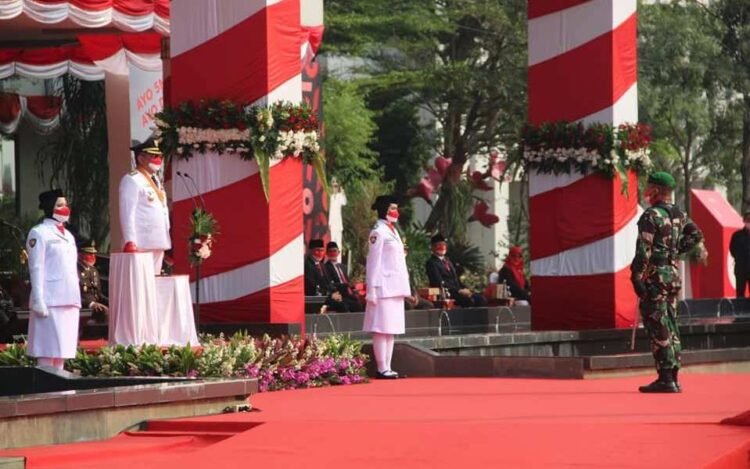 Pemkot Tangsel Gelar Upacara HUT ke-76 RI, Benyamin Davnie: Ayo 5M, Ayo Divaksin