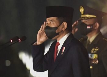 Pimpin Apel Kehormatan dan Renungan Suci di TMP Kalibata, Presiden Doakan Arwah Para Pahlawan