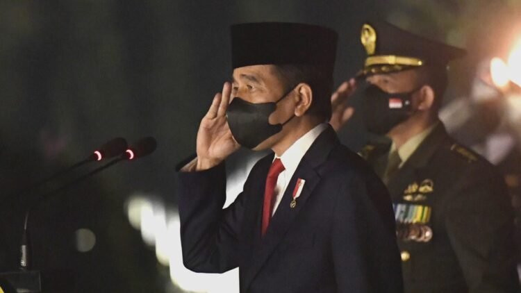 Pimpin Apel Kehormatan dan Renungan Suci di TMP Kalibata, Presiden Doakan Arwah Para Pahlawan