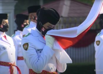 Presiden Joko Widodo Kukuhkan 68 Anggota Paskibraka 2021