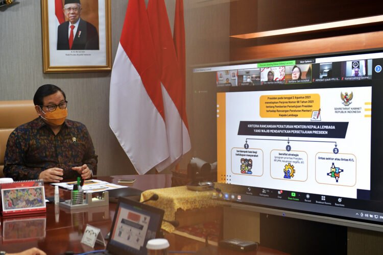 Seskab: RPermen/RPerka Berdampak Luas, Strategis, dan Lintas K/L Harus Peroleh Persetujuan Presiden