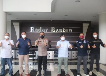 Tingkatan Sinergitas dengan Media, Kabid Humas Polda Banten Kunjungi Kantor Radar Banten