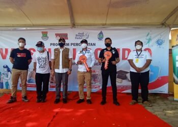 Warga Pakulonan Barat Antusias Ikut vaksin massal