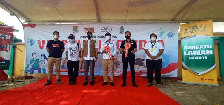 Warga Pakulonan Barat Antusias Ikut vaksin massal