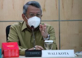 Benyamin Davnie Ingatkan Warga Sekolah Tetap Patuhi Prokes