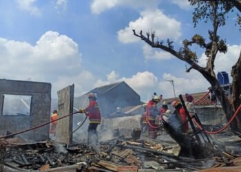 Ditinggal Pemilik Salat Zuhur, Rumah di Pamulang Terbakar
