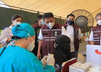 Hadiri Vaksinasi Massal BPC HIPMI Kota Tangerang, Sachrudin: Kasus Covid-19 Turun Signifikan