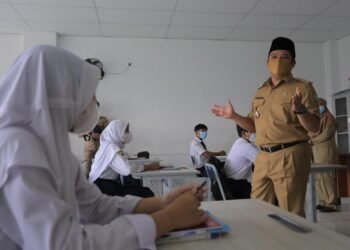 Hari Pertama Pelaksanaan PTM Tingkat SMP di Kota Tangerang Tanpa Hambatan
