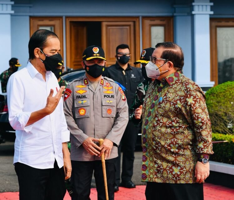 Kunjungan ke Cilacap, Presiden Akan Tanam Mangrove, Tinjau Vaksinasi, hingga Lepas Tukik