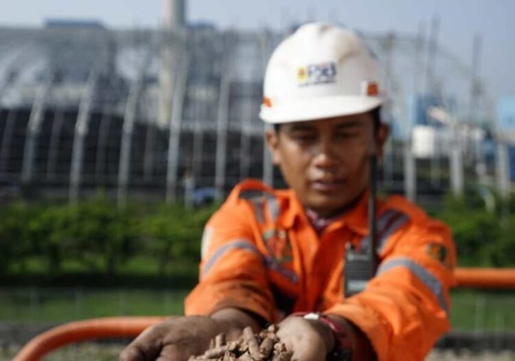 PLN Berhasil Produksi Listrik  85.015 MWh dari Co-firing 18 PLTU hingga Juli 2021