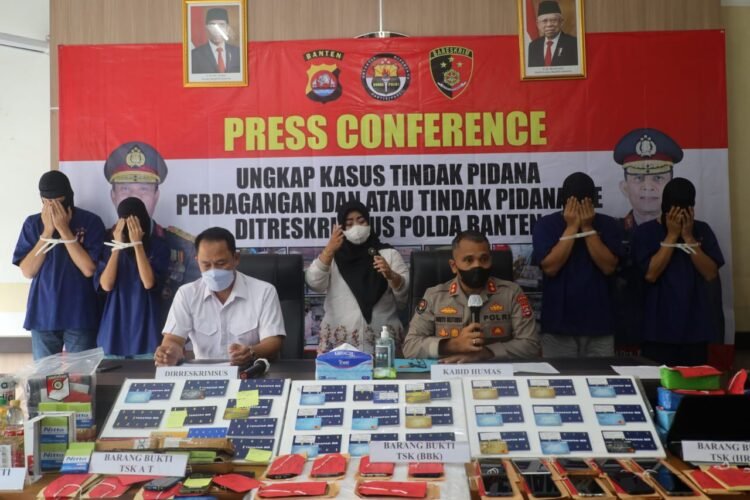 Polda Banten Ringkus Sindikat Jual Beli Online Shop