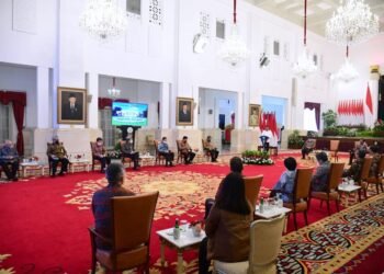 Presiden Jokowi Ajak Perbankan dan Pelaku Usaha Bangkitkan Ekonomi Indonesia