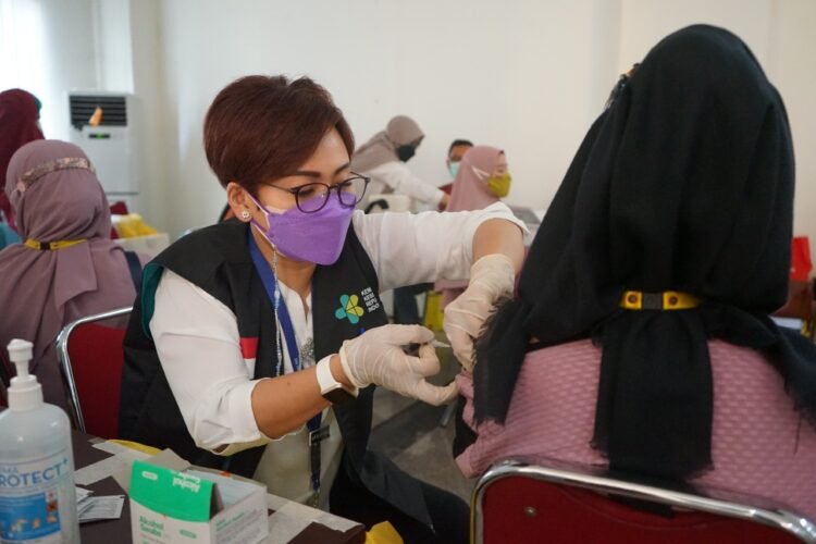Ratusan Ibu Hamil di Kabupaten Tangerang Divaksin Dosis Pertama