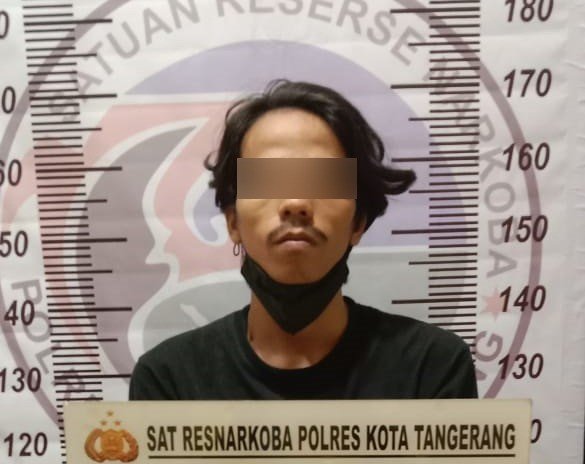Sembunyikan Sabu Dalam Bungkus Obat di Toko Kosmetik, Tiga Remaja di Pasar Kemis Dicokok Polisi