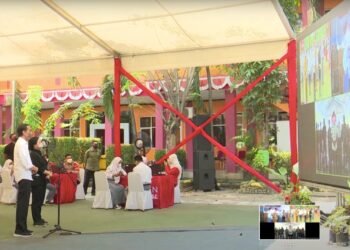 Tinjau Vaksinasi Pelajar di Serang, Presiden: Segera Selesaikan Agar PTM Berjalan Aman