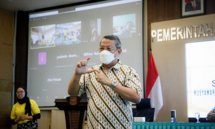 Walikota Tangsel Benyamin Davnie Dukung Program Gerkatin