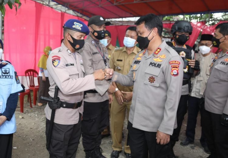 Hingga Malam Pilkades Tangerang Aman, Kapolda Banten Apresiasi Personel Pengamanan