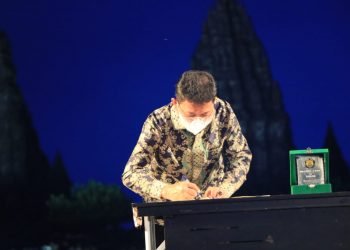 Pemkot Tangerang Terima Hibah 400 Titik PJU Dari Kementerian ESDM