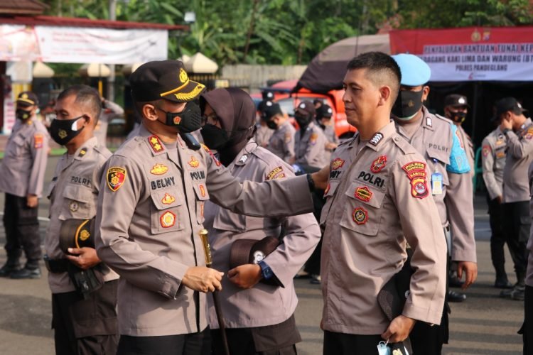 Kapolres Pandeglang Ingatkan Calon Kepala Desa Untuk Tidak Melakukan Intimidasi Bagi Orang Lain