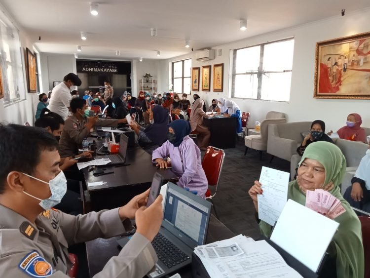 Lagi, Polres Tangsel Salurkan BTPKLW Ke Pelaku Usaha Mikro