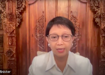 Menlu RI: Pemerintah Arab Saudi Kembali Buka Umrah untuk Jemaah Indonesia