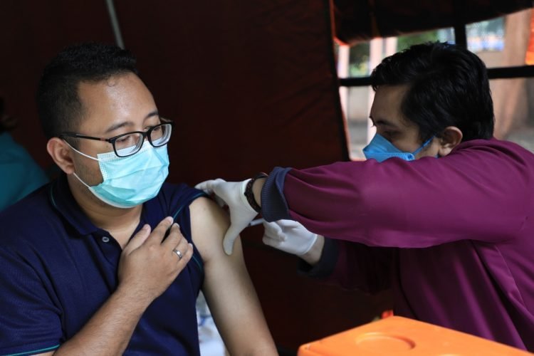 Kejar Herd Immunity, PMI Kota Tangerang Gelar Sentra Vaksinasi
