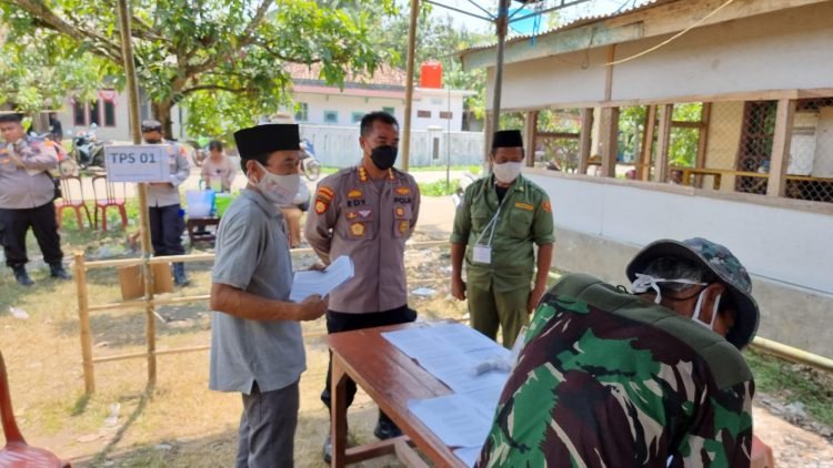 Pelaksanaan Pilkades di Kabupaten Pandeglang, Dirpamobvit Polda Banten Cek TPS yang Berada di Wilayah Hukum Polsek Patia