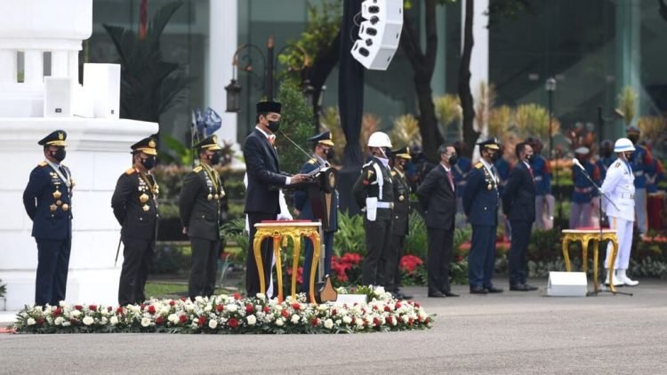 Presiden Apresiasi Peran Besar TNI dalam Keberhasilan Penanganan Pandemi