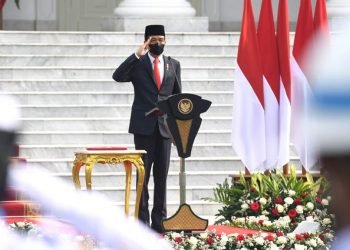 Presiden Joko Widodo Pimpin Upacara Peringatan ke-76 Hari TNI