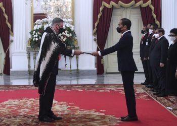 Presiden Jokowi Terima Surat Kepercayaan Sembilan Duta Besar Negara Sahabat