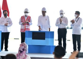 Presiden Resmikan Terminal Multipurpose Wae Kelambu Pelabuhan Labuan Bajo, NTT