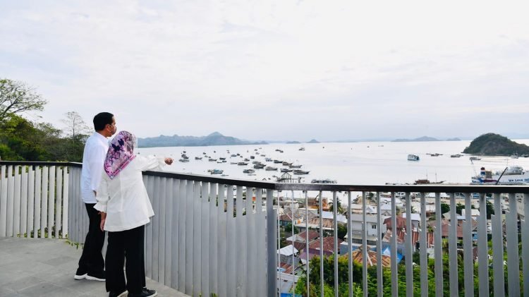 Saat Presiden Jokowi Kunjungi Tempat Terbaik Menikmati Senja di Labuan Bajo