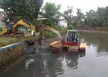 Antisipasi Banjir, DPU Tangsel Normalisasi Kali Ciputat