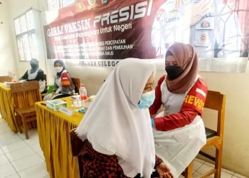 Berikan 1000 vaksinasi oleh Tim Rev@co Siedokes Polres Cilegon Polda Banten
