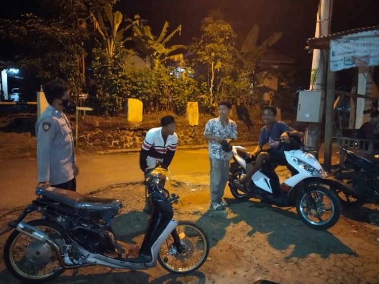 Ciptakan Rasa Aman, Polsek Saketi Polres Pandeglang Polda Banten Gelar Patroli Dialogis