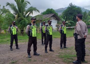 Ditpamobvit Polda Banten Lakukan Pengamanan dan Imbauan Prokes di PT Pelindo Regional II