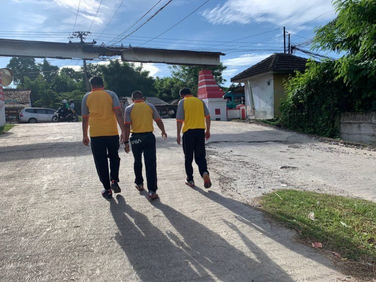 Jaga Imunitas Personel, Karorena Polda Banten Jalan Sehat Bersama Personel