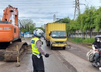 Jalur Wisata Ciwandan-Anyar Sedang Ada Perbaikan Jalan, Polres Cilegon Himbau Pengguna Jalan