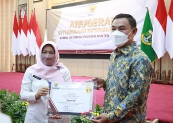 Pemkab Tangerang Raih Penghargaan Anugerah Keterbukaan Informasi dengan Predikat Informatif