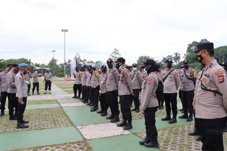 Polres Cilegon Polda Banten Laksanakan Pengamanan Vaksinasi DPP IWAPI – Polri di Cilegon