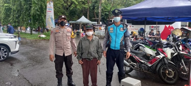 Polres Cilegon Polda Banten laksanakan Monitoring kegiatan Car Free Day (CFD) Kota Cilegon.