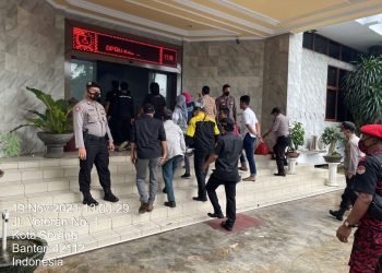 Polres Serang Kota Polda Banten Lakukan Pengamanan Aksi Gabungan Ormas