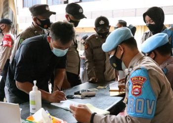 Propam Polda Banten laksanakan Gaktiblin dengan Test Urine Personel Polres Cilegon