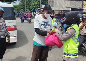 Provos Polda Banten Dampingi Personel Ditlantas Polda Banten dalam Pelaksanaan Operasi Zebra Maung 2021