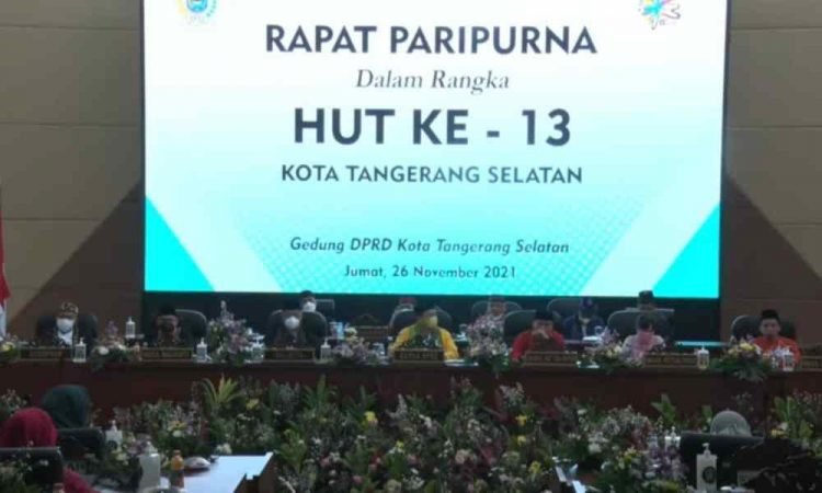 Rapat Paripurna HUT ke-13 Kota Tangsel