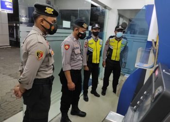 Satsamapta Polres Lebak Polda Banten lakukan Pengecekan Mesin ATM tiap malam