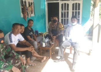 Untuk Menjaga sinergitas Bhabinkamtibmas Polsek Warunggunung Polda Banten Silahturahmi dengan tokoh pemuda dan Jaro Padasuka kecamatan Warunggunung