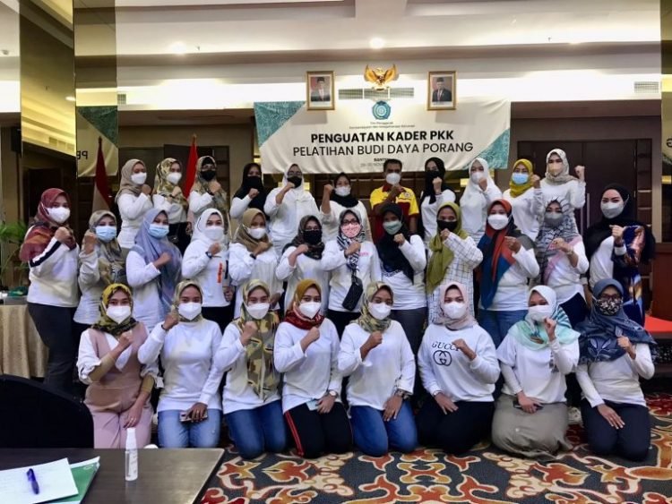 Bhayangkari Cabang Satbrimob Daerah Banten Ikuti Pelatihan Budidaya Porang